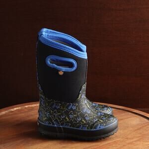 Bogs Boots Unisex SZ 10 BLK Blue Classic Pets Waterproof Chore Outdoor Rain NWOB